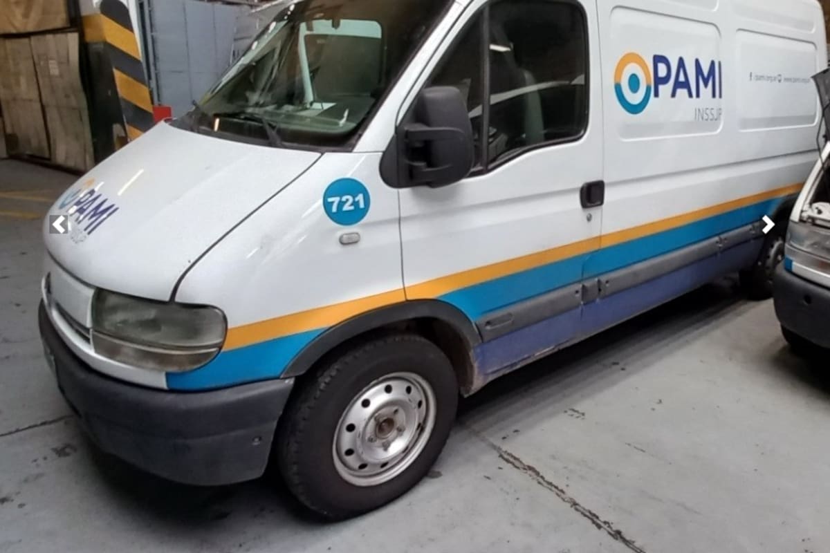 El Banco Ciudad subasta ambulancias y vehículos del PAMI