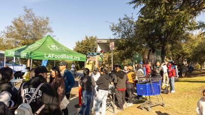 El Banco de Alimentos de Los Angeles también ofrece asistencia para solicitar los beneficios de CalFresh (Facebook/Los Angeles Regional Food Bank)