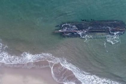 El barco encontrado en la costa canadiense