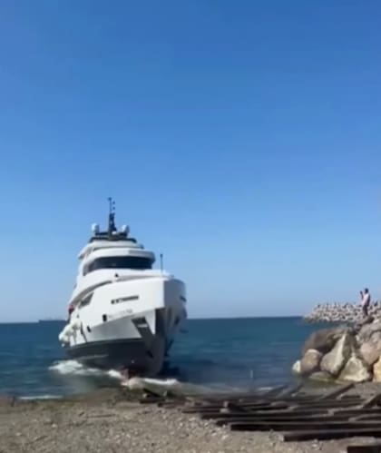 El barco había sido construido en un astillero local hace cinco meses (Foto: Captura Instagram @cosasperu)