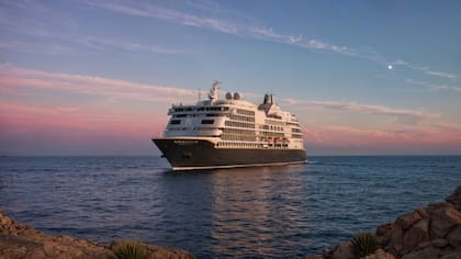 El barco tendrá residencias privadas de lujo que recorrerán todos los continentes