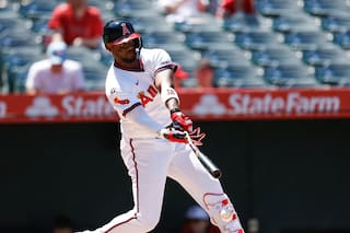 Hit de Grissom y pelotazo a Adell dan a Angelinos triunfo 3-2 ante Cardenales