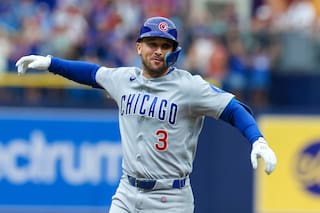 Gran día de Alex Bregman al bate impulsa a los Cachorros a vencer 6-2 a los Medias Rojas