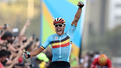 El belga Van Avermaet se quedó con el triunfo