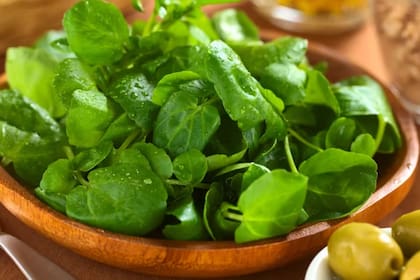 El berro puede ser sumado a varios platos, como ensaladas o sopa
