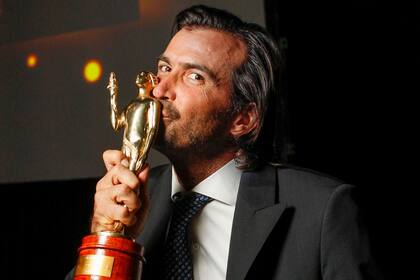 El Olimpia de Oro, premio al mejor deportista argentino del año o del ámbito nacional, le fue otorgado en 2014 y fue el segundo para un polista; "mi carrera está completa", se equivocó Adolfito: llegaría muchísimo más.