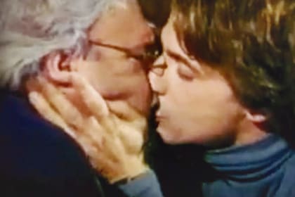 El beso de Ranni y Romano que generó polémica
