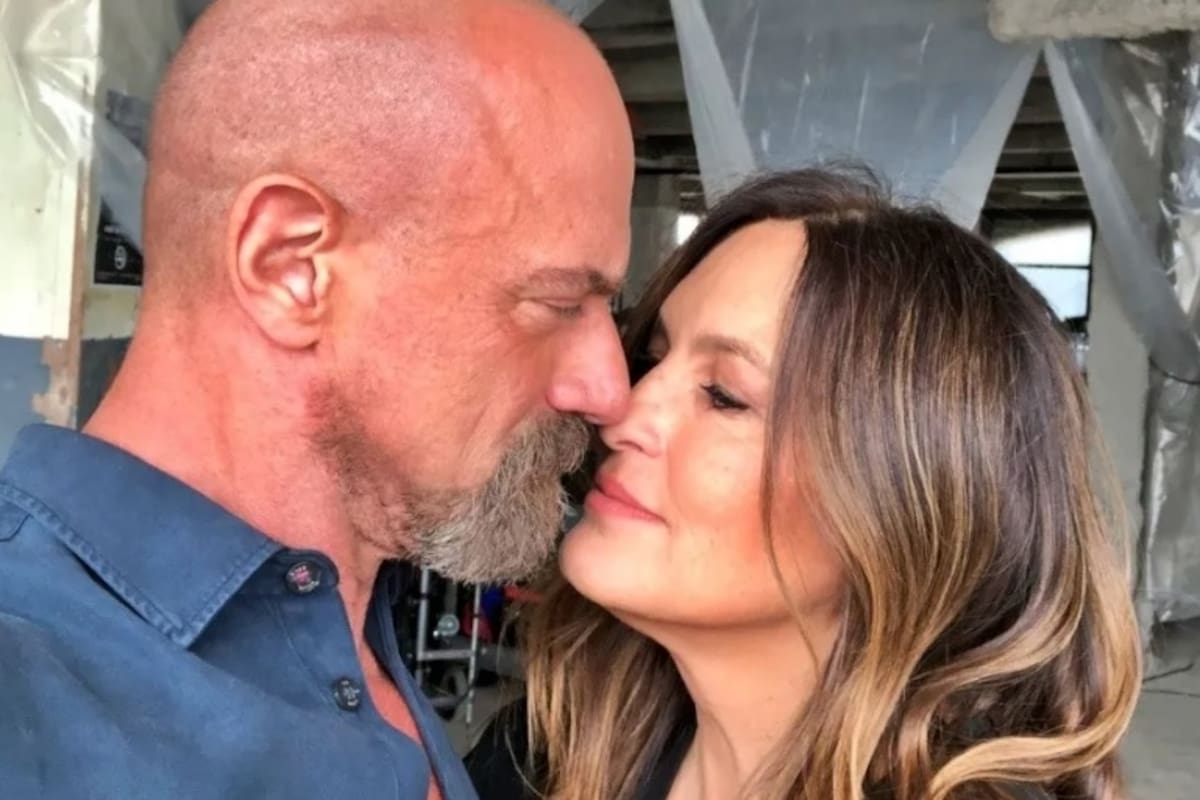 El beso entre Elliot Stabler y Olivia Benson, cada vez más cerca
