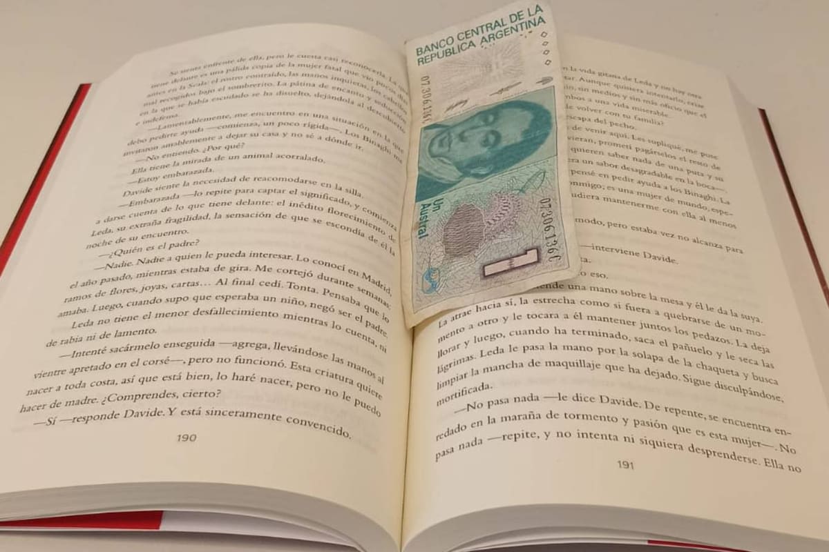El billete de un austral, luego de superar tiempos de crisis, trabaja como señalador