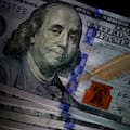 El dólar mayorista abrió la semana superando la barrera de los $1500