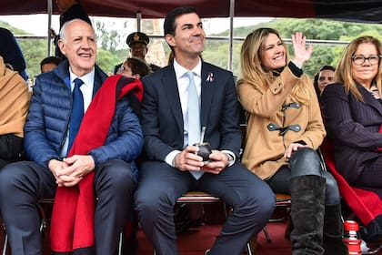 El binomio presidencial, ayer, en un acto en Salta junto a Macedo y Camaño