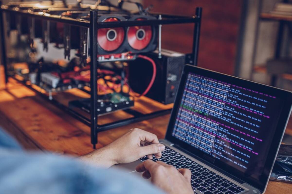 El bitcoin cumplió 10 años en 2018 en medio de una alta volatilidad que lo ha llevado su cotización a máximos y mínimos en cuestión de días.