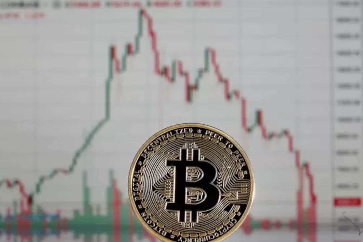 El bitcoin ha perdido más de dos tercios de su valor desde su máximo histórico