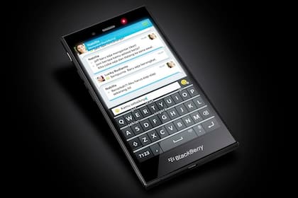 El BlackBerry Z3 fue diseñado para el mercado indonesio, y tendrá un precio de 200 dólares sin subsidios. Es el primero equipo fabricado tras el acuerdo con Foxconn
