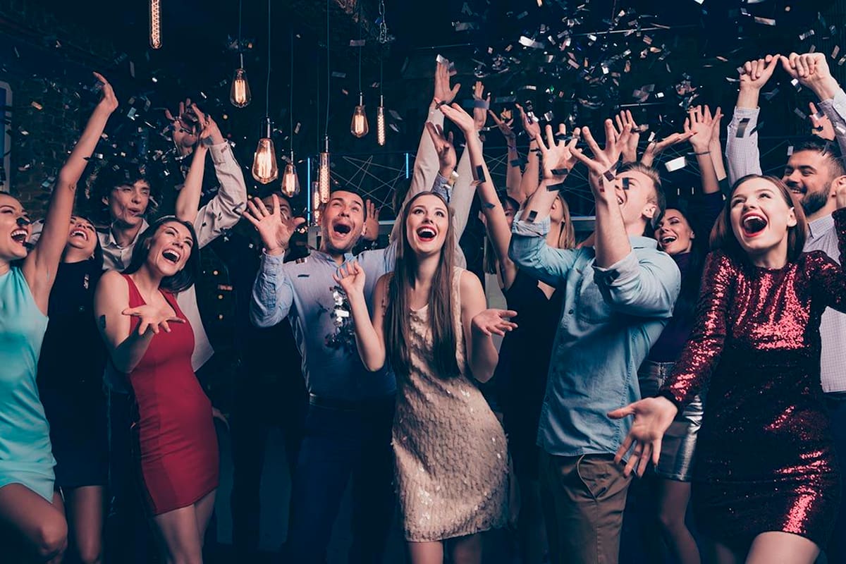 El blanco es uno de los colores más elegidos para recibir un nuevo año