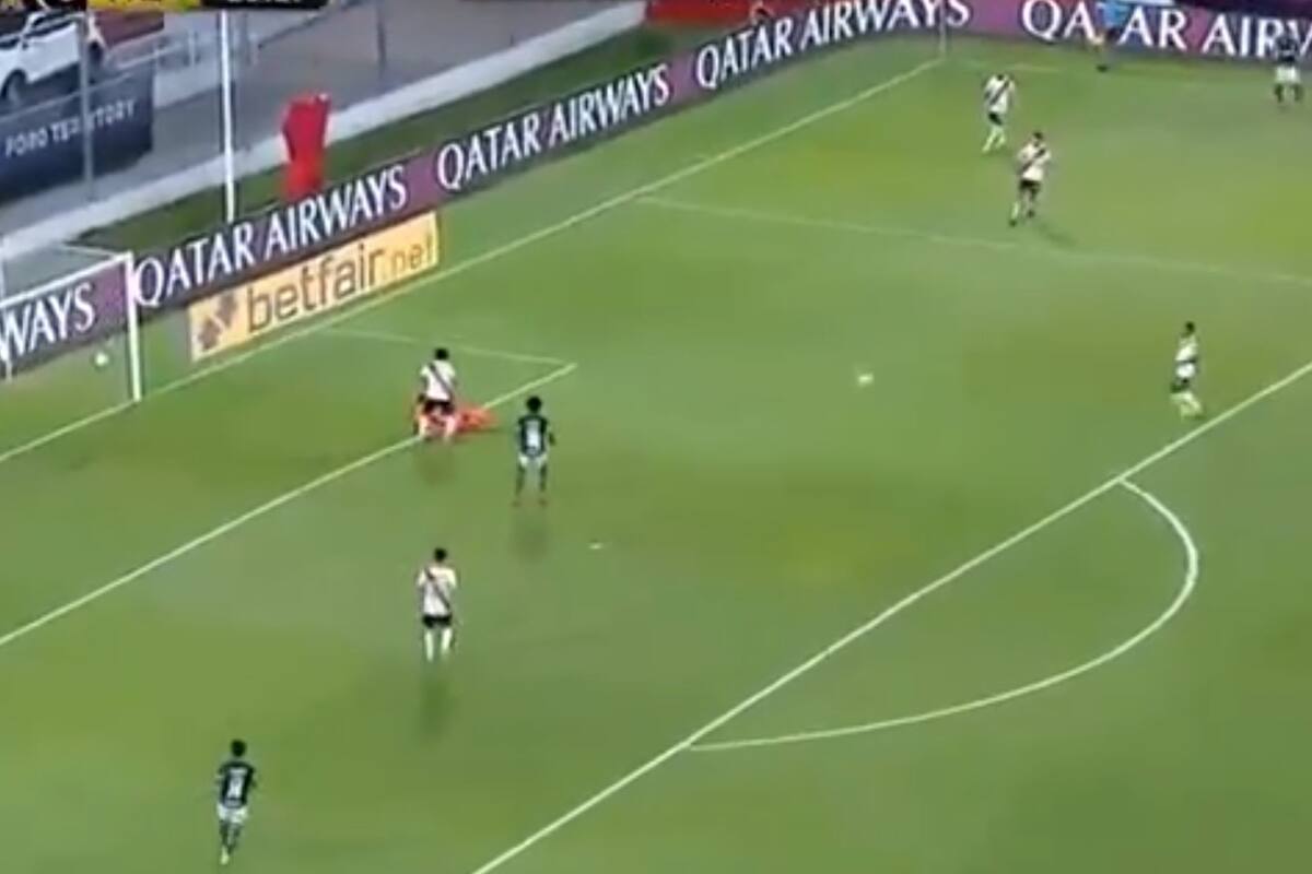 El blooper de Armani que derivó en el gol de Palmeiras