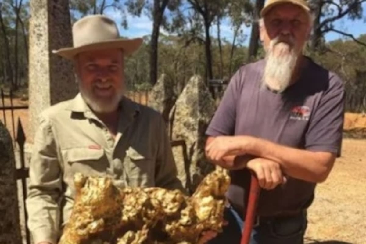 El bloque de oro macizo pesó 72 kilos y registró una longitud de 61 centímetros