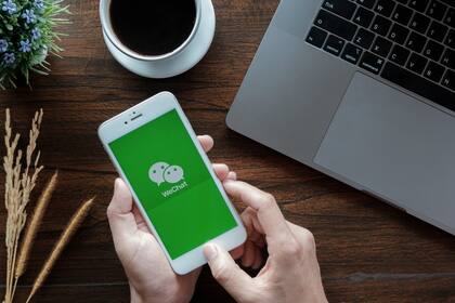 El bloqueo de Estados Unidos a WeChat de Tencent tendría un impacto directo en Apple, que perdería hasta un 30 por ciento de las ventas anuales de iPhone en China