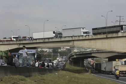 El bloqueo de la autopista BR-116, que conecta con el Mercosur