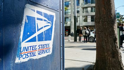 El bloqueo sobre las medidas del USPS se mantiene vigente por otro fallo judicial