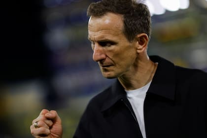El Boca de Rodolfo Arruabarrena lleva 16 partidos invicto y pelea entre los tres frentes