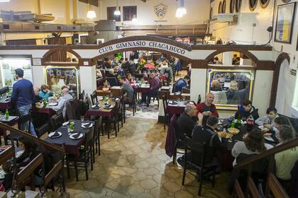 El bodegón del Club Gimnasio Chacabuco, sobre la calle Miró