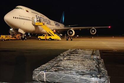 El Boeing 747 de Emtrasur que está retenido en Ezeiza y cuya tripulación está bajo sospecha por presuntos nexos con terroristas