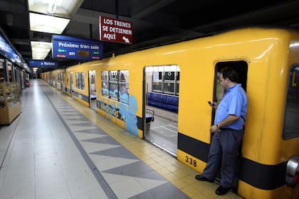 El boleto mínimo del subte pasa a $11 desde el 8