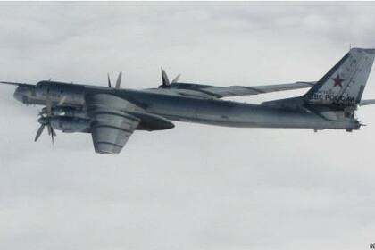 Bombardero Tu-95, como los identificados este martes cerca de Alaska