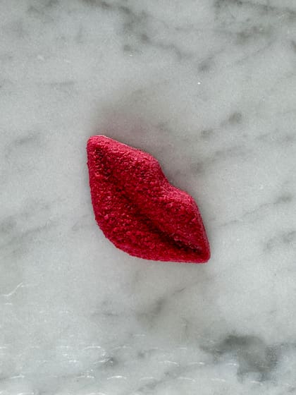 El bombón Rosas Ganache, con chocolate 41% Ecuador y Perú