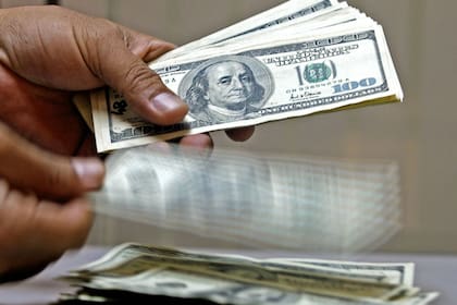 El Bonar 20 es un bono denominado en dólares pero de legislación nacional