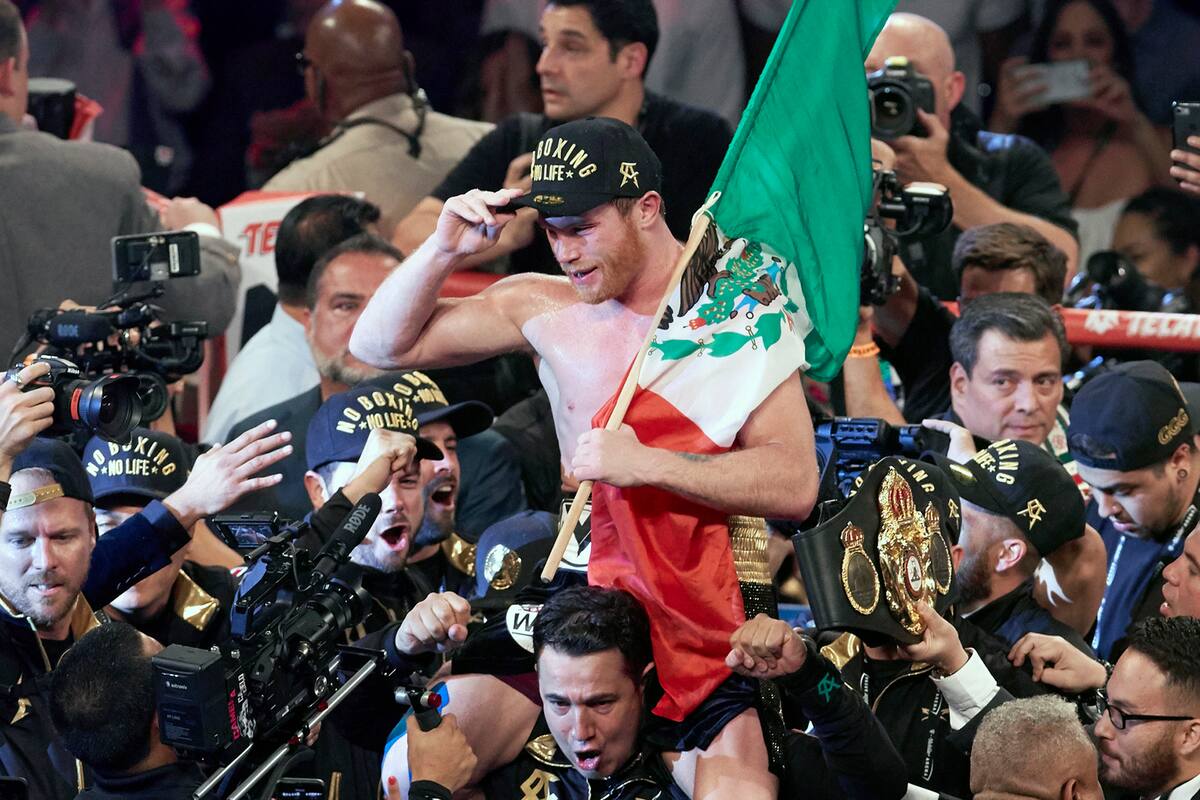 El boxeador mexicano Saúl "Canelo" Álvarez cosechó 88.000.000 de dólares en el año, pero su prestigio decayó, entre resultados, combates decepcionantes y una descolocada amenaza a Lionel Messi.