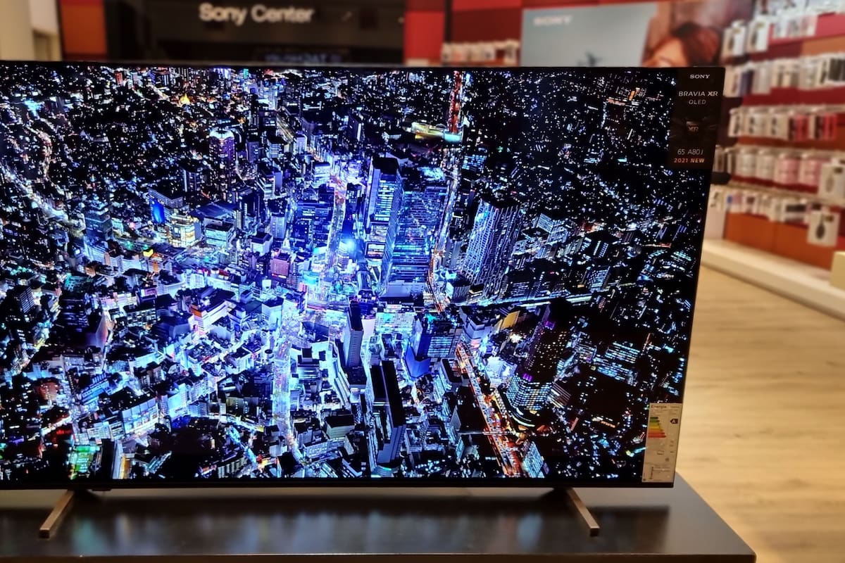 El Bravia XR A80J tiene una tasa de actualización a 120 Hz, ideal para mostrar videojuegos de consola o PC