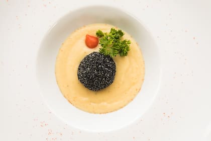 El brigadeiro de lula es una de las opciones para comer de entrada.