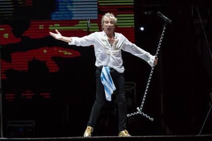 El británico bromeó sobre el retiro de su colega y amigo