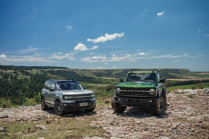 El Bronco junto al Bronco Sport, que ya se vende en la Argentina