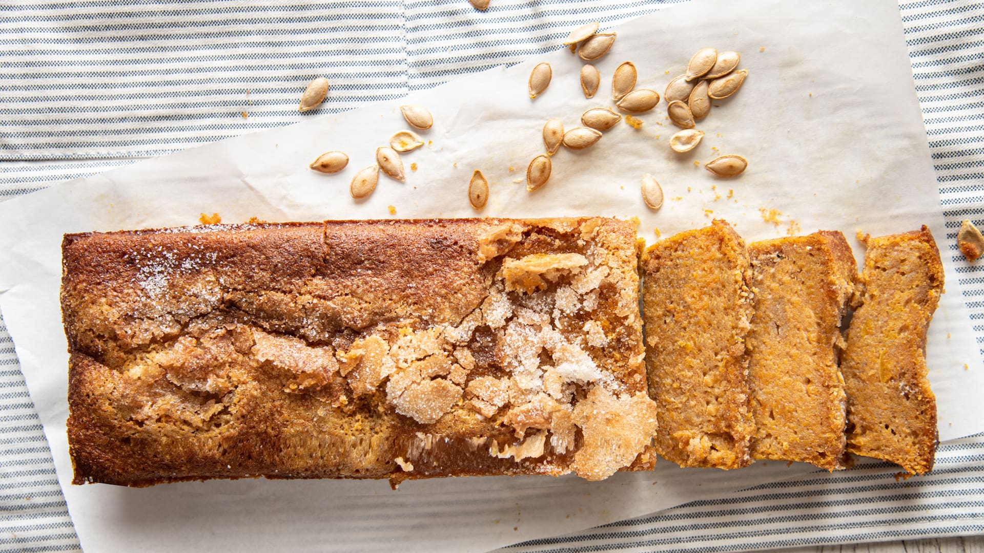 El budín de calabaza es ideal para el té de la tarde.