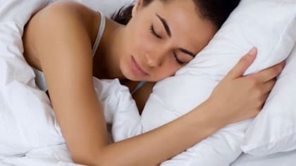 El buen descanso es uno de los tres pilares para gozar de buena salud, junto con una dieta equilibrada y la práctica regular de ejercicio físico