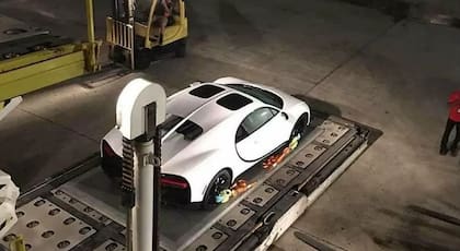 El Bugatti de Bad Bunny a su llegada a Puerto Rico.