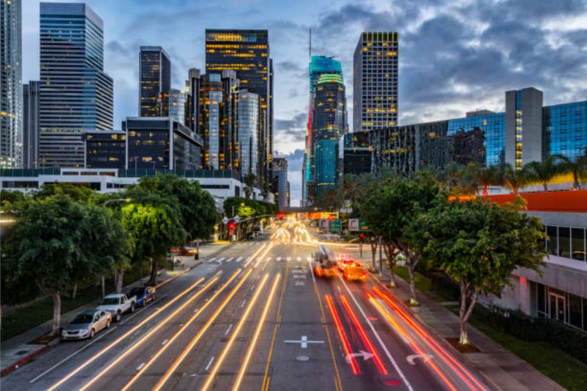 El Bulevar Wilshire, uno de los símbolos de Los Angeles, podría cerrar su paso para automóviles para siempre