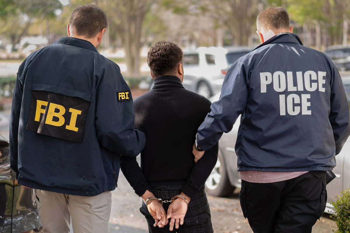 El Buró Federal de Investigaciones participó en un operativo en Houston, Texas, que terminó con la detención de 16 inmigrantes acusados de pertenecer a la banda criminal Anti-Tren; quienes son