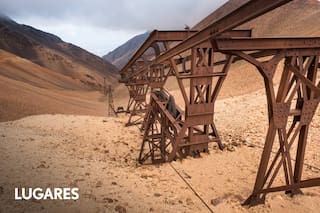 El cable carril del oro, un hito de la ingeniería que se transformó en atracción del norte