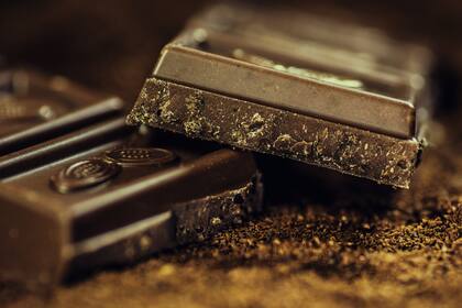 El cacao puro puede integrarse en un patrón alimentario antiinflamatorio orientado a apoyar el bienestar emocional