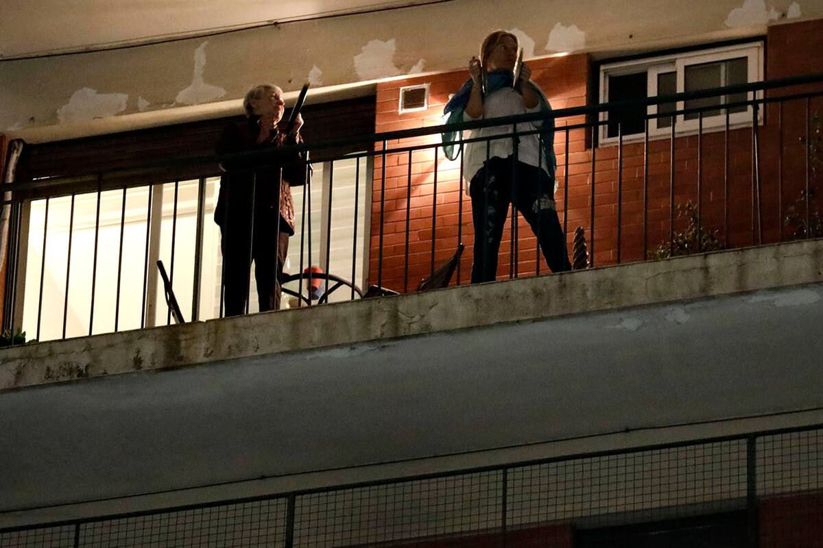 El cacerolazo fue convocado para las 20 a través de las redes sociales