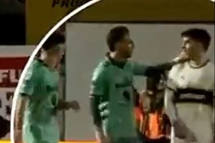 El cachetazo de Nahuel Gallardo a Lucas Blondel, antes del tumulto entre jugadores de Sarmiento y Boca