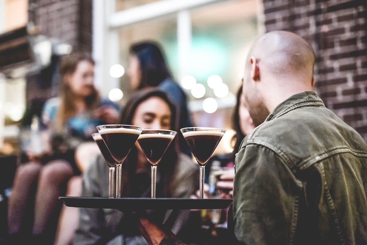 El café entra a las barras y se une con la gastronomía. Una tendencia que muestra la versatilidad y las propuestas de esta seductora infusión