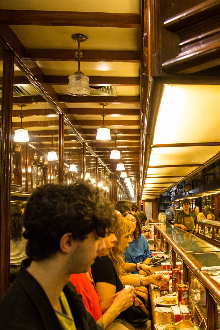 El Café Paulin es parte del recorrido de verano por los Bares Notables