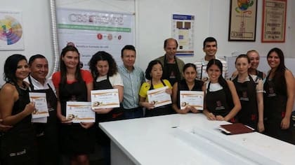 El café producido por la fundación estaba certificado con el distintivo PAS -producto con agregado social.