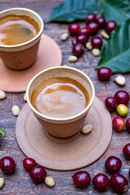 El café que ofrecen en La casa vivero lo hacen artesanalmente y con los frutos de su propia planta.