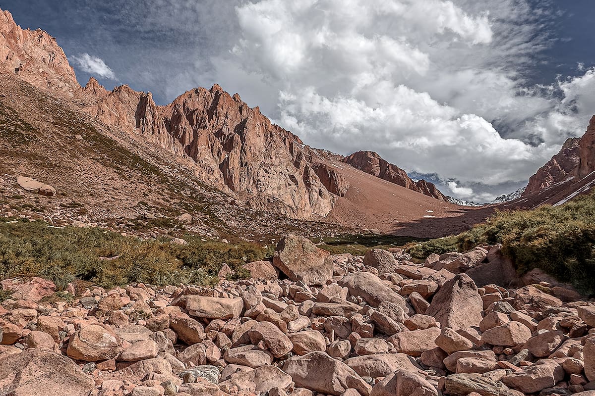 El Cajón de Arenales, en Mendoza, la zona en donde murió el turista francés.